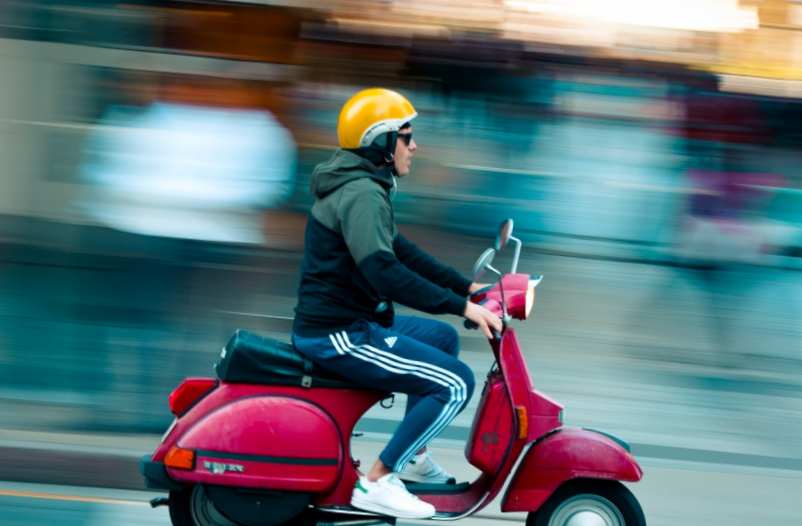 Où louer un scooter à Minorque ?